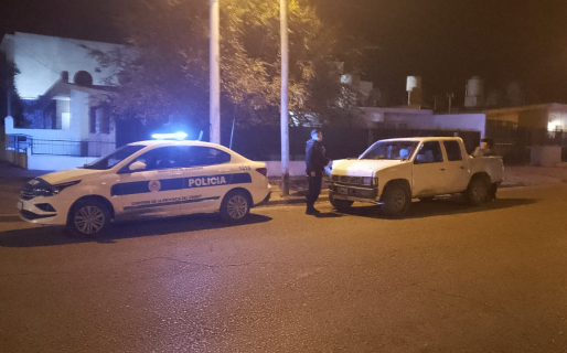 Un poste de luz fue víctima de un borracho al volante