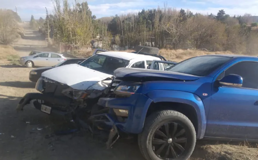 Fuerte choque en el Cordón Forestal: una mujer fue derivada al Hospital Regional