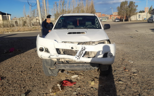 Un joven de 19 años herido tras ser embestido por una Hilux cuando andaba en moto
