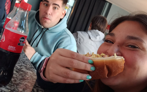 Contó en redes cómo se lleva con la actual novia de su expareja y descolocó a todos