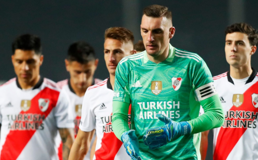 El día que Franco Armani atajó en un partido oficial en Comodoro y le metieron cuatro goles
