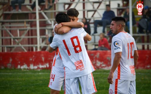 Huracán le ganó a Deportivo Sarmiento en el César Muñoz