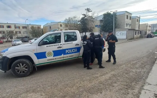 Tenía pedido de captura por robo y se encontraba paseando libremente