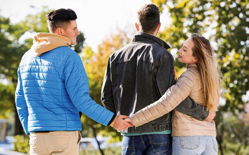 Encontró a su mujer siéndole infiel y subió el video con su reacción: “No es la primera vez”