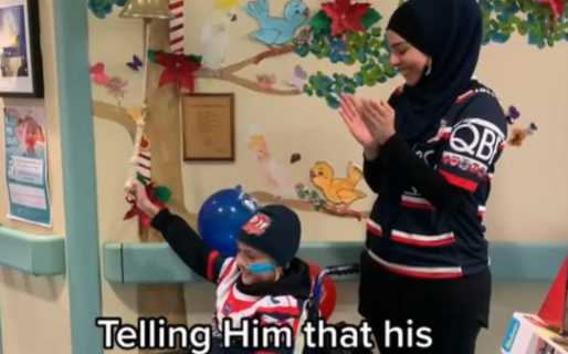 Una madre le dijo a su hijo con cáncer terminal que se había curado para que muriera sin tristeza