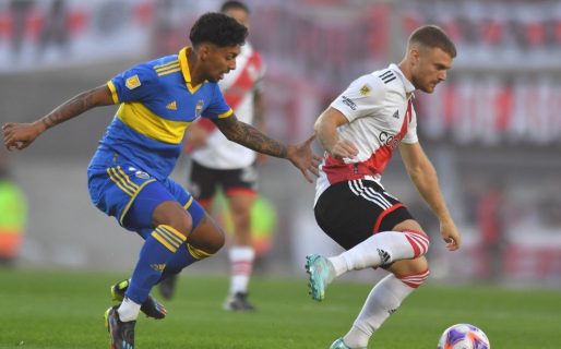 Con un penal en el tiempo adicional, River Plate derrotó 1-0 a Boca Juniors, que terminó con 8 jugadores
