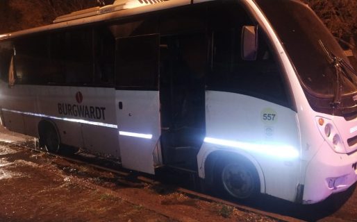 Se incendió un colectivo y sospechan que fue intencional
