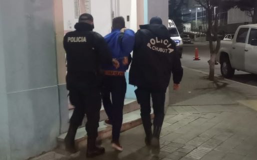 Generó disturbios en un reconocido bar céntrico y lo detuvieron