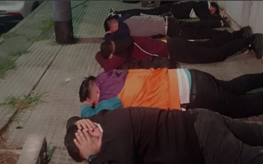 Hay 56 hinchas chilenos detenidos tras el partido de Copa Libertadores por incidentes en la vía pública