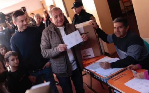 Córdoba: Luis Juez y Martín Llaryora pelean cabeza a cabeza por la gobernación