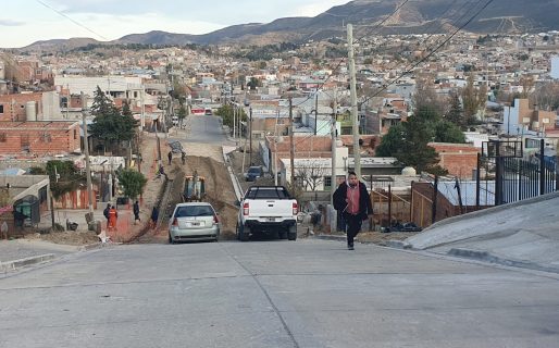 Ola de inseguridad: vecinos preocupados por el aumento de robos de autos y cubiertas