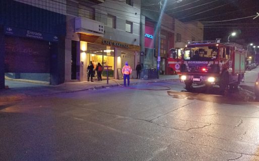 Principio de incendio en pleno centro de la ciudad