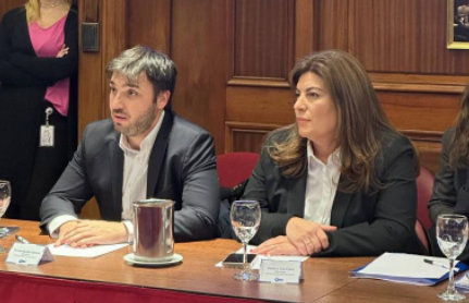 ‘Nacho’ Torres, junto a Ana Clara Romero, presentó ante la CAME su proyecto de Régimen Nacional de Hidrógeno Verde