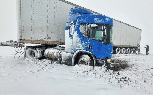 Por el mal tiempo hubieron despistes sobre la Ruta Nacional N°3