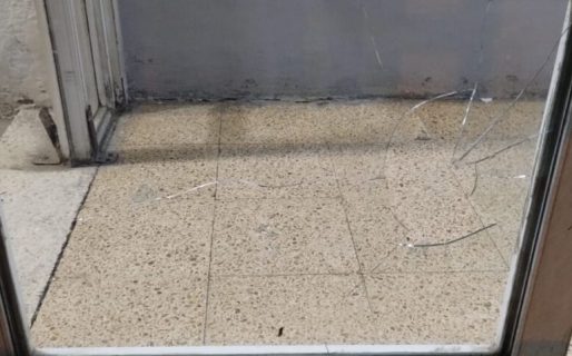 Menores salieron de una matiné y apedrearon patrulleros, el boliche y la estación de servicio