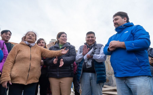 Ana Clara, Almiron y Loma Juntos recorren los barrios