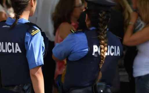 Se peleó en el boliche, lo echaron y lastimó a dos policías mujeres
