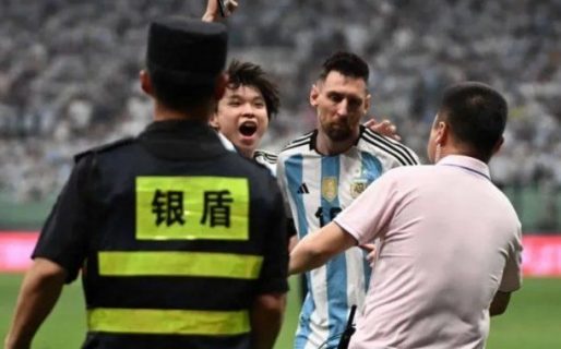 El fanático que se metió en la cancha para abrazar a Lionel Messi rompió el silencio