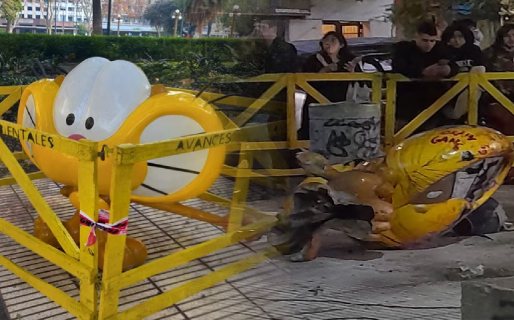 La nueva estatua de Gaturro fue vandalizada y removida a 48 horas de su instalación