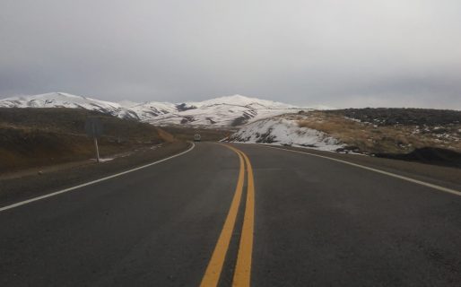 Piden precaución para circular por rutas ante calzada húmeda y banquinas inestables