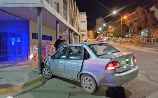 Chocaron contra la Catedral por estar borrachos