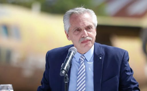 Alberto irónico: «En mi gobierno me ha pasado de todo, solo falta que lleguen los marcianos»