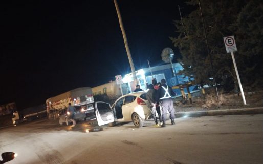 Estaban afuera de un cajero y los sorprendió la policía: tenían armas y 9 gr de cocaína