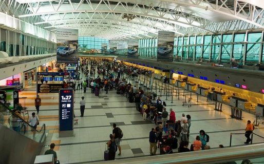 Tragedia: murió una mujer que viajaba de Barcelona a Argentina con su hija