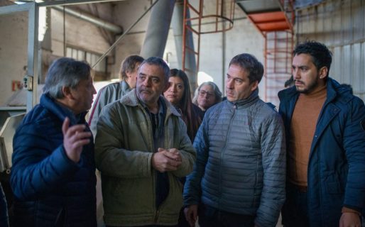 <strong>Luque visitó la cooperativa lanera que le vende a marcas importantes del mundo</strong>