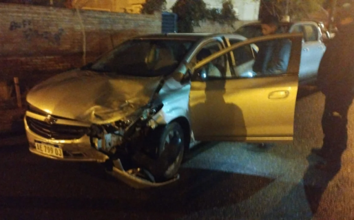 Conducía borracho, chocó y huyó del lugar: fue atrapado minutos luego