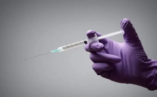 Quiso agrandarse el pene con silicona y murió siete meses después