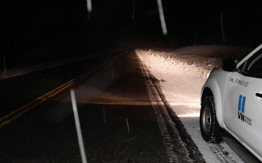 Piden precaución para circular por rutas ante calzada húmeda con barro y nieve