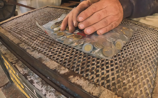 Pesos por peso: las monedas argentinas vendidas como metal valen más que su denominación