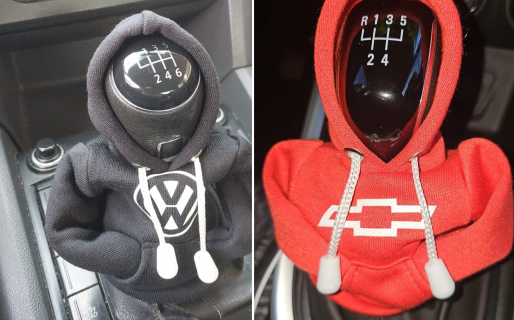 En Comodoro venden mini buzos para las palancas de cambio y son furor