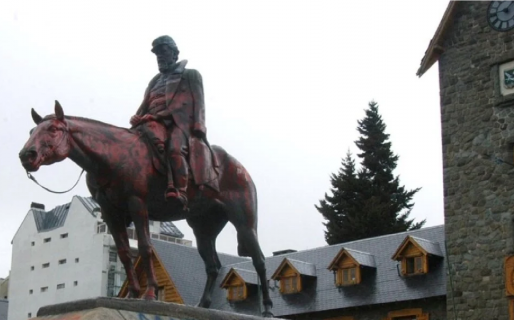 Proponen convocar a una consulta popular por el monumento a Roca