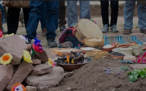 Caña con ruda y sahumerios: los rituales para celebrar el Día de la Pachamama