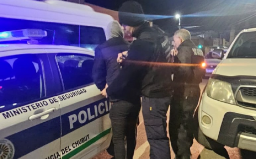 Tenía pedido de captura y lo encontraron en un pub del centro