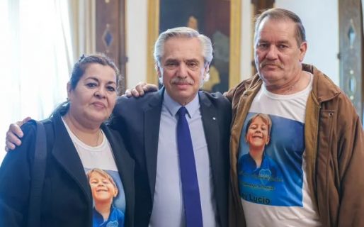 El presidente recibió al abuelo de Lucio Dupuy en la Casa Rosada