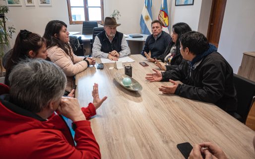 El viceintendente recibió a familias y docentes del Jardín Inicial N° 426