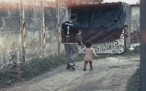 Hugo vive con sus cinco hijos en la calle porque no consigue alquilar: “No me quieren recibir con los chicos”