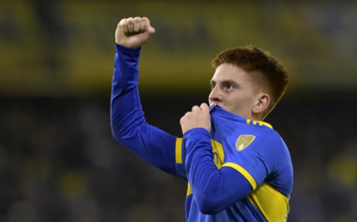 Alerta en Boca Juniors: el club sensación de la Premier League negocia para comprar a Valentín Barco
