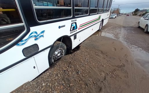 Cedió el terreno en Palazzo: Circular con extrema precaución