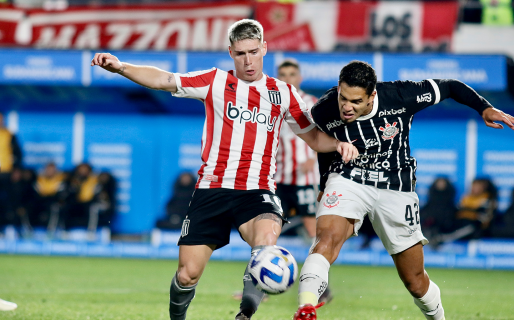 Estudiantes bailó a Corinthians pero le faltó efectividad y quedó eliminado