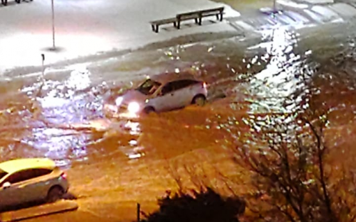Una fuerte marejada inundó el sector del Paseo Costero