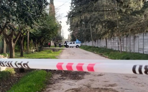 Encontraron a un albañil muerto e investigan si su hijo de 18 años lo mató a puñaladas