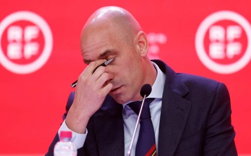 La drastica decisión de la madre de Luis Rubiales luego de que fuera suspendido por la FIFA