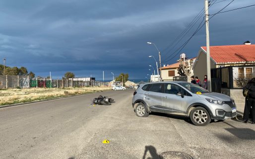 Un motociclista herido tras chocar en Km3
