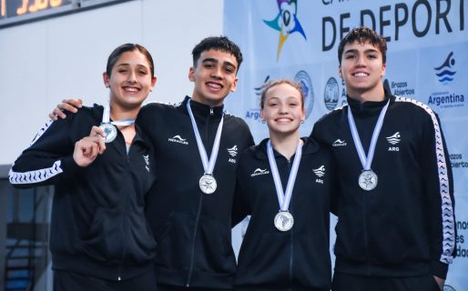 El comodorense Mateo Luna Aseff es subcampeón sudamericano con Argentina en Posta