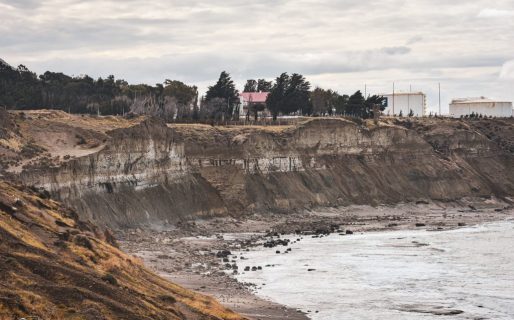 “Estamos cerca de ver el Chalet Huergo tirado en la restinga”