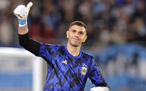 Dibu Martínez, nominado al mejor arquero en el Balón de Oro